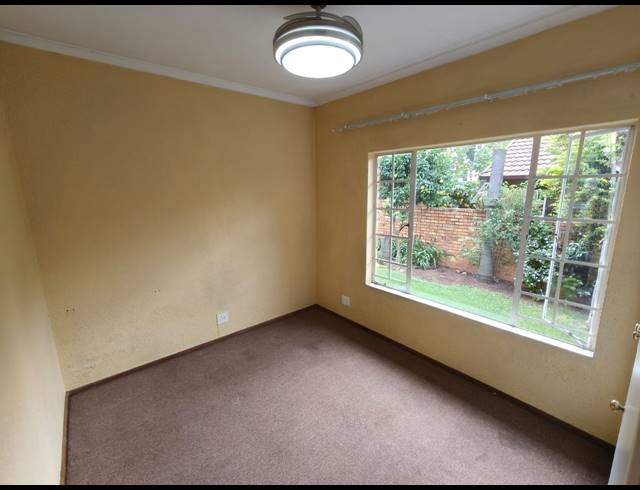 3 BEDROOM TOWNHOUSE FOR SALE IN SAFARI GARDENS